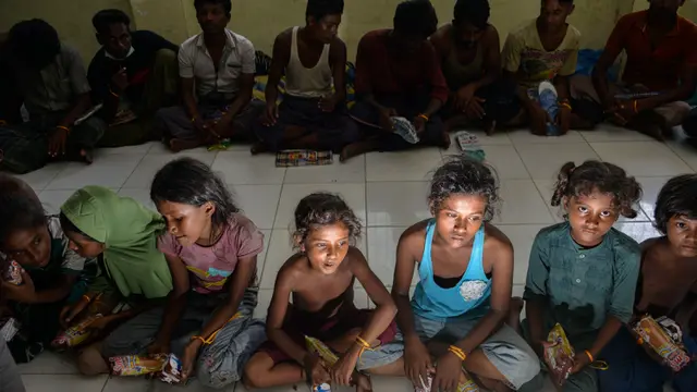 Melihat Pengungsi Rohingya di Penampungan Imigrasi Acehan Bunga Selama Musim Panas di Ukraina