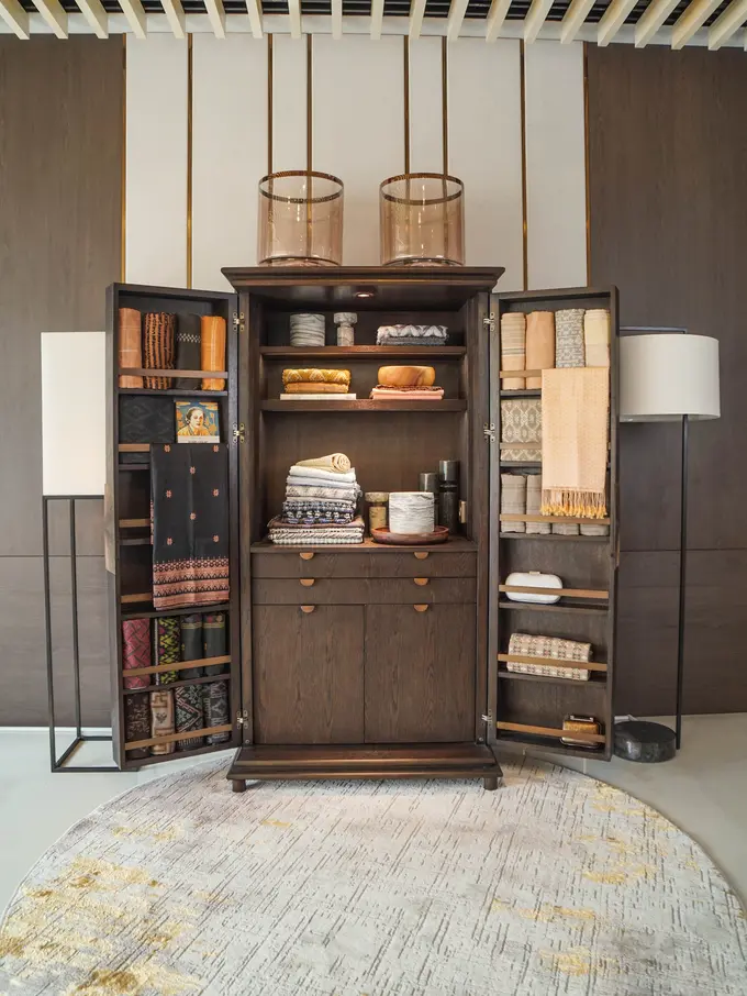 Forme X Ayu Joddy "Kabinet Kartini"