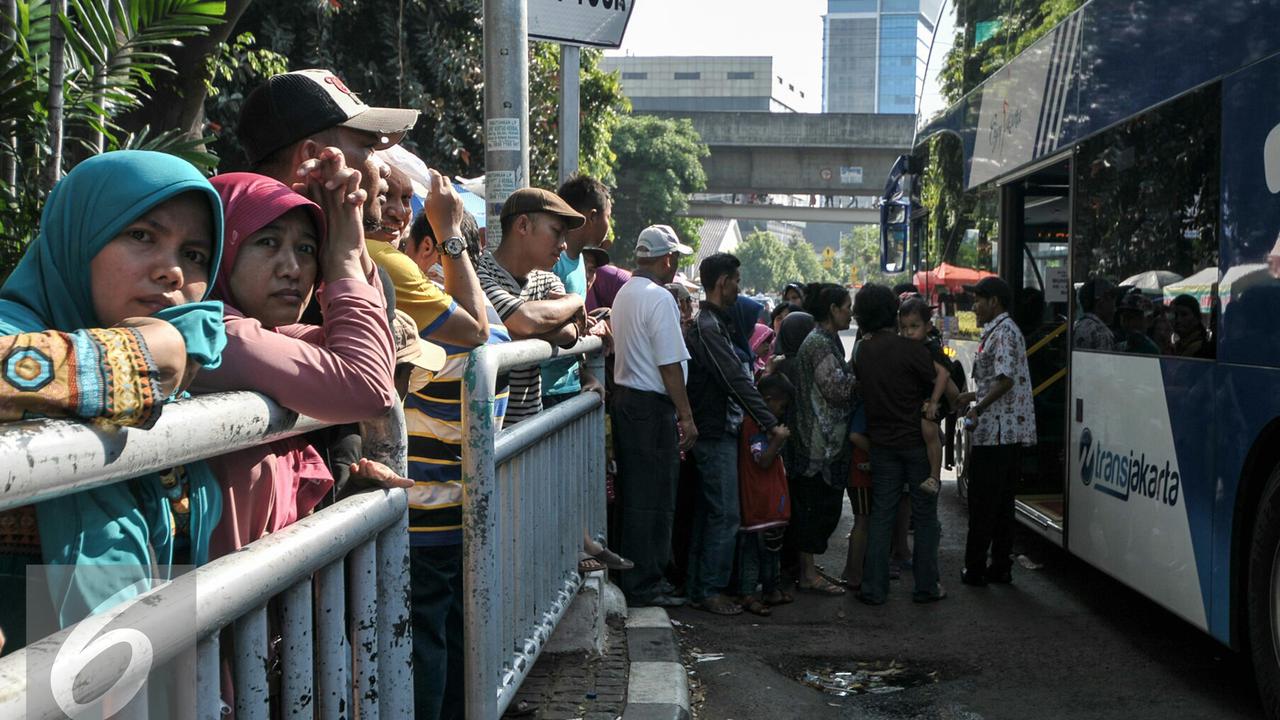 Makin Berat, Ini 9 Daftar Pungutan Baru buat Kelas Pekerja di Tahun 2025