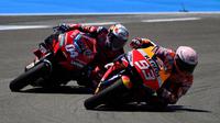 Pembalap Repsol Honda, Marc Marquez, saat berlaga pada MotoGP 2020 di Sirkuit Jerez, Spanyol, Minggu (19/7/2020). Quartararo berhasil finis di posisi pertama dengan catatan waktu 41 menit 23,796 detik. (AFP/Javier Soriano)