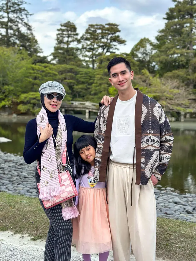 Verrell Bramasta saat liburan ke Jepang (Istimewa)