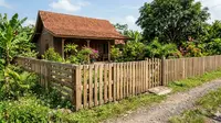 7 Ide Pagar Rumah dari Kayu Palet Bekas yang Estetik dan Ramah Lingkungan