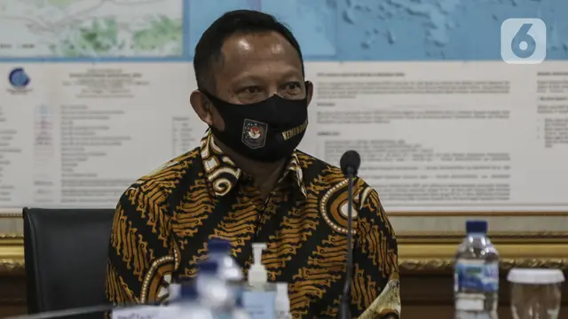 FOTO: Mendagri Tito Karnavian Sambangi KPU