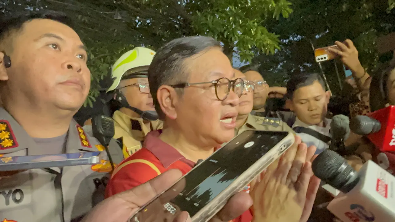 Gubernur DKI Jakarta Pramono Anung usai meninjau gedung Terra Drone, Jakarta.