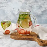 Fruit infused water dapat menjaga tubuh agar tetap terhidrasi dan membersihkan racun. (Foto/dok: Freepik/azerbaijan_stockers)