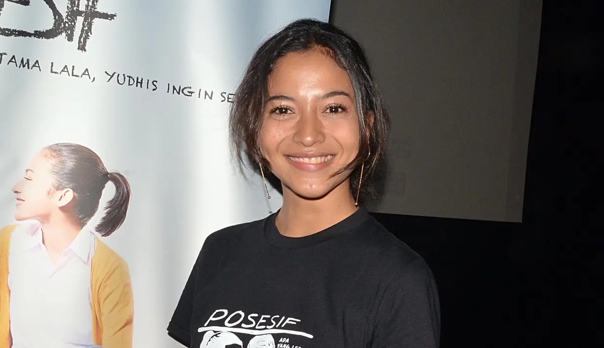 Tidak sampai di sini, setelah fil Posesif yang dibintanginya bersama Adipati Dolken, Putri Marino akan kembali mewarnai dunia perfilman tanah air lagi. Di bulan November ini film terbaru Putri akan kembali hadir. (Deki Prayoga/Bintang.com)