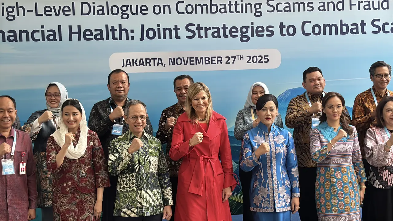 Ketua Dewan Komisioner OJK, Mahendra Siregar menerima kunjungan Ratu Maxima, Kamis (27/11/2025). (Foto: Liputan6.com/Tira Santia)