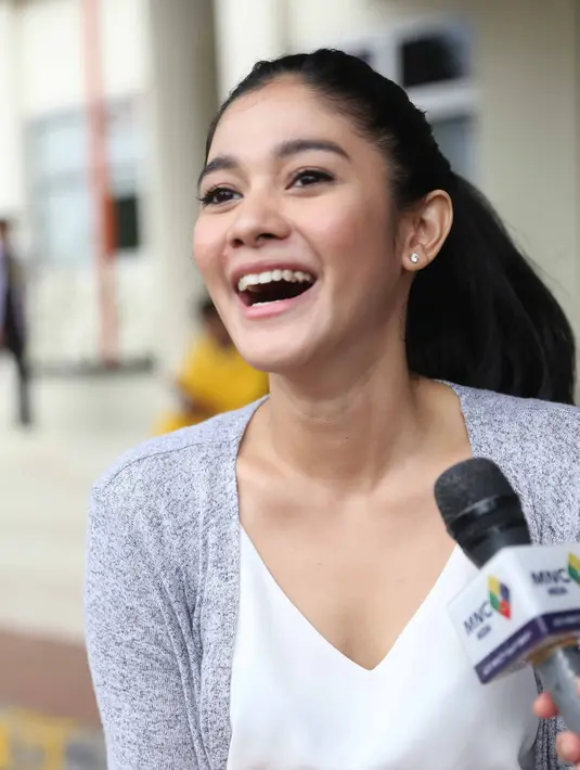 Putri pasangan Jamal Mirdad dan Lydia Kandou itu juga mendukung dengan diadakan galang dana untuk Jupe. Hal itu sebagai bentuk dukungan dari para sahabat untuk kesembuhannya. (Nurwahyunan/Bintang.com)