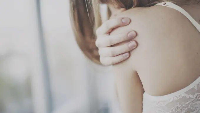 [Bintang] Payudara kecil