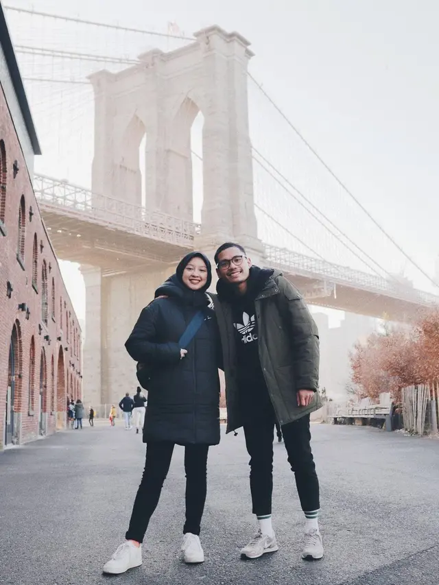 6 Potret Romantis YouTuber Gita Savitri dan Paul Andre, Pasangan yang Kini Jadi Sorotan