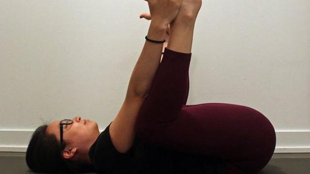 Pose Yoga Ini Bikin Tidur Lebih Nyenyak