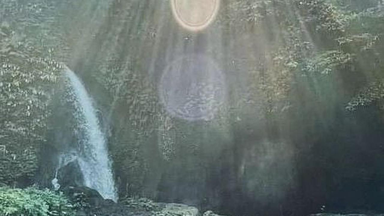 Eksotisme Air Terjun Taman Sari Gianyar, Terletak di Tepi Jalan Raya Keindahan Alamnya Pukau Turis Lokal dan Mancanegara