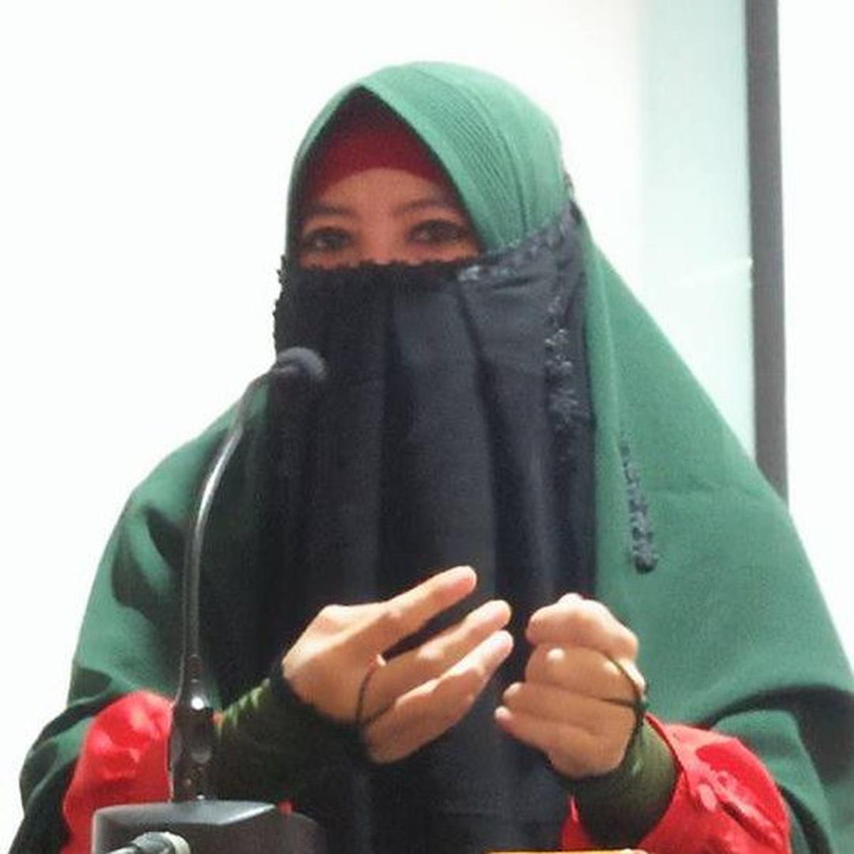 Intip Potret Transformasi Peggy Melati Sukma, Aktris yang Hijrah dan Resmi Menikah dengan Pengusaha Salandia Baru