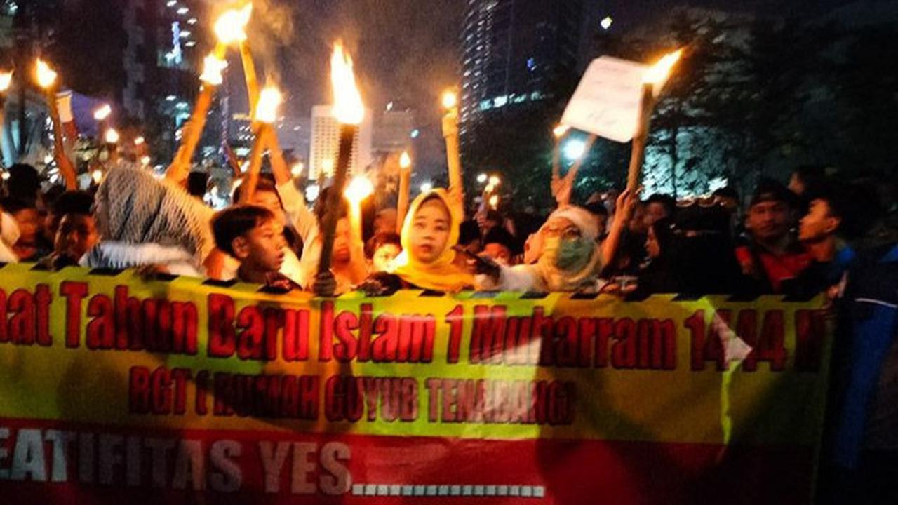 Warga Gerebek Bar Diduga Pesta LGBT di Kebayoran Lama, Polisi Turun Tangan