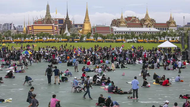Begini Suasana Aksi Unjuk Rasa Warga Thailand
