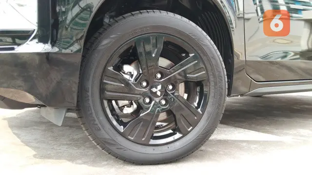 Mitsubishi Xpander Rockford Fosgate Black Edition