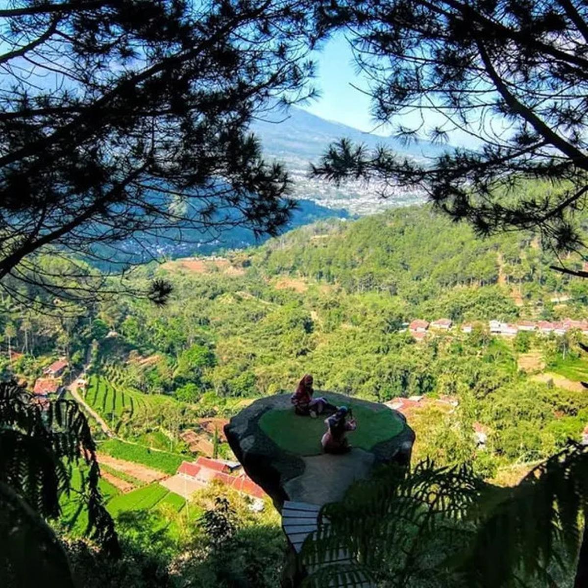 Destinasi Wisata Alam Malang Murah Terbaru 2025, Lengkap dengan Harga Tiketnya