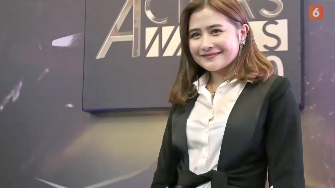 [Fimela] Prilly Latuconsina