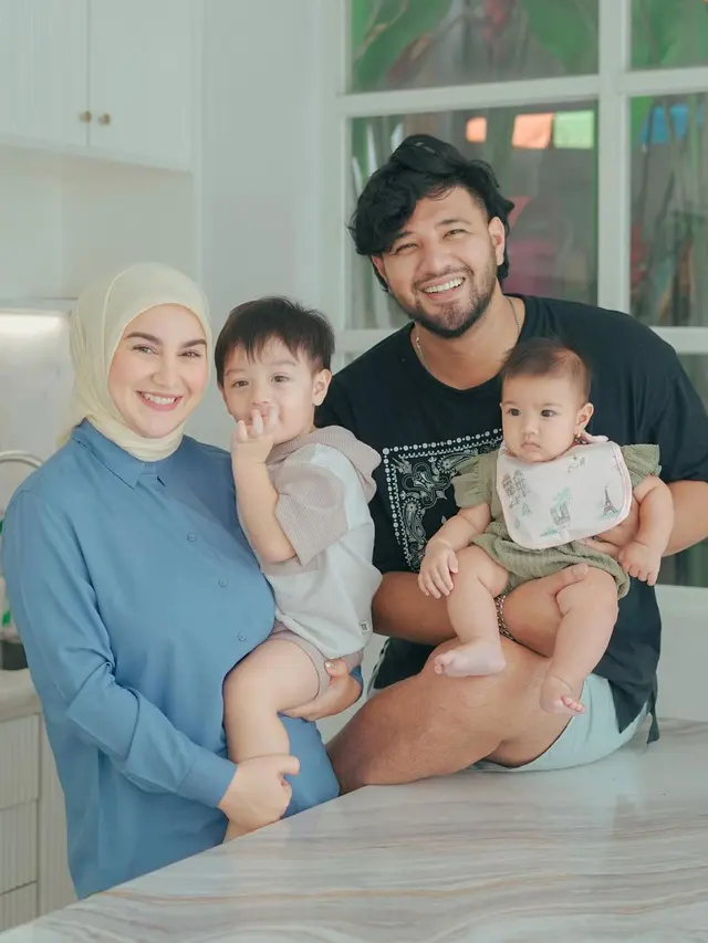 Ammar Zoni dan Irish Bella (Instagram/_irishbella_)