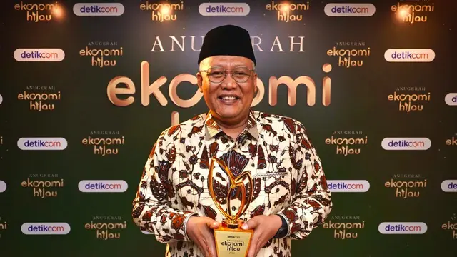Transformasi Digital Pendidikan Berbuah Penghargaan, UT Raih Anugerah Ekonomi Hijau 2026