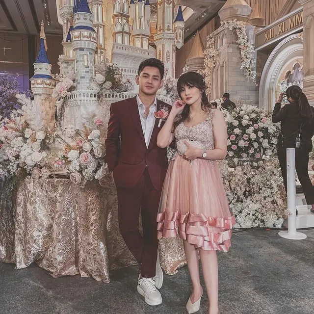 6 Potret Istri Aditya Suryo Pamer Baby Bump, Masuki Kehamilan 27 Minggu