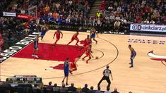 Berita video game recap NBA 2017-2018 antara Golden State Warriors melawan Chicago Bulls dengan skor 119-112.