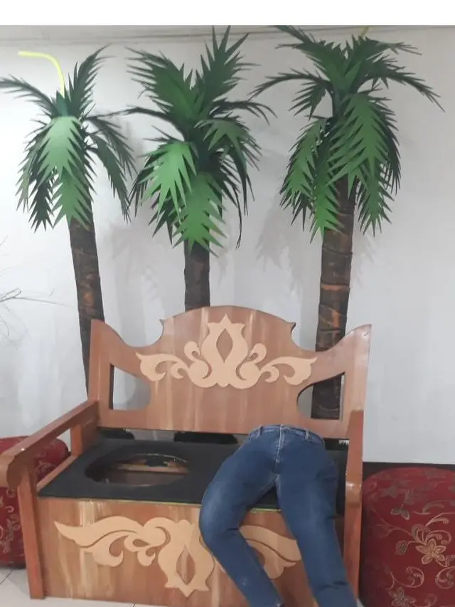 Potret Celana 'Jin' Ini Bikin Senyum Senyum