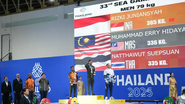 Foto: Rizki Juniansyah Sabet Medali Emas SEA Games 2025, Mantap Pecahkan 2 Rekor