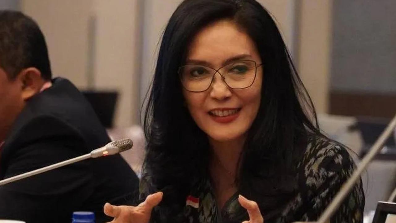 VIDEO: Rieke PDIP Emosi ke Menteri Budi Arie "Saya Tak Minta Uang! Sungguh Terlalu!"