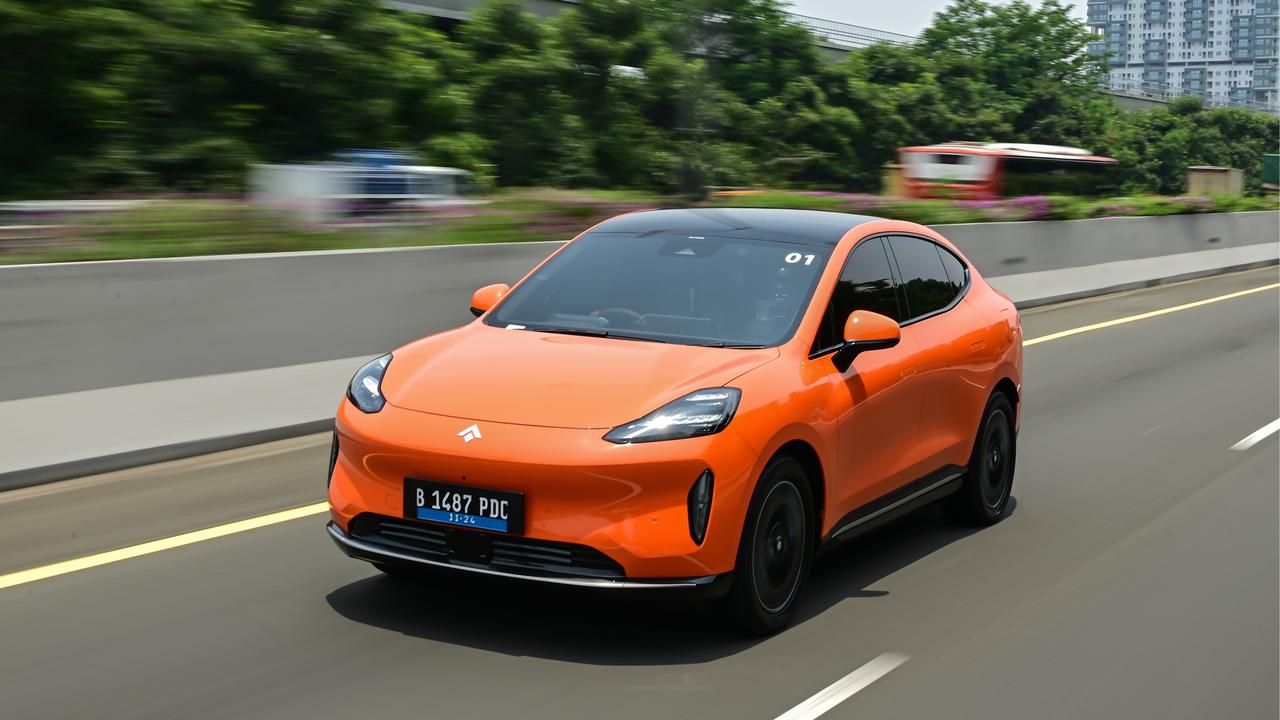 Mobil Listrik Impor Kini Bebas PPnBM, Ada Syaratnya