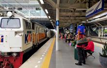 Hanya Hari Ini, Daftar 13 Kereta Api Berhenti di Jatinegara