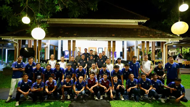 Manajemen Persewangi saat bertemu Bupati Banyuwangi Ipuk Fiestiandani di Pendopo Sabha Swagata Blambangan Banyuwangi (Istimewa)
