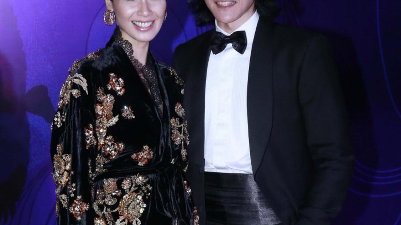 Jarang Umbar Kemesraan, Terungkap Pertemuan Vino G Bastian dan Marsha Timothy Berawal Dari Sebuah 'Tragedi'