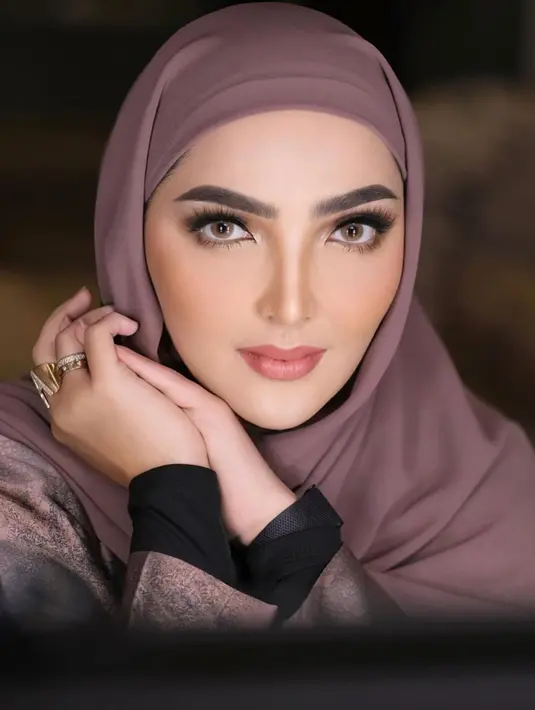 Apa kamu juga setuju bahwa penampilan Ashanty di sini sungguh memukau, Sahabat FIMELA? [Foto: Instagram/ashanty_ash]