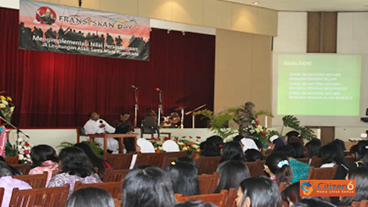 131007afransiskan.jpg