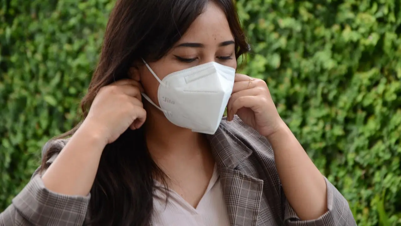 Ilustrasi masker.