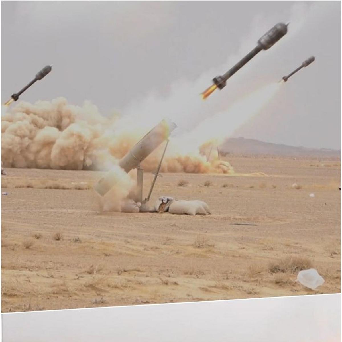 Houthi Yaman Saat Bermanuver MIliter di Sanaa