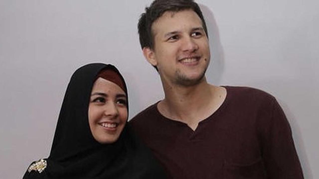 Stuart Collin tinggalkan Risty Tagor dan jejali anak dengan sambal