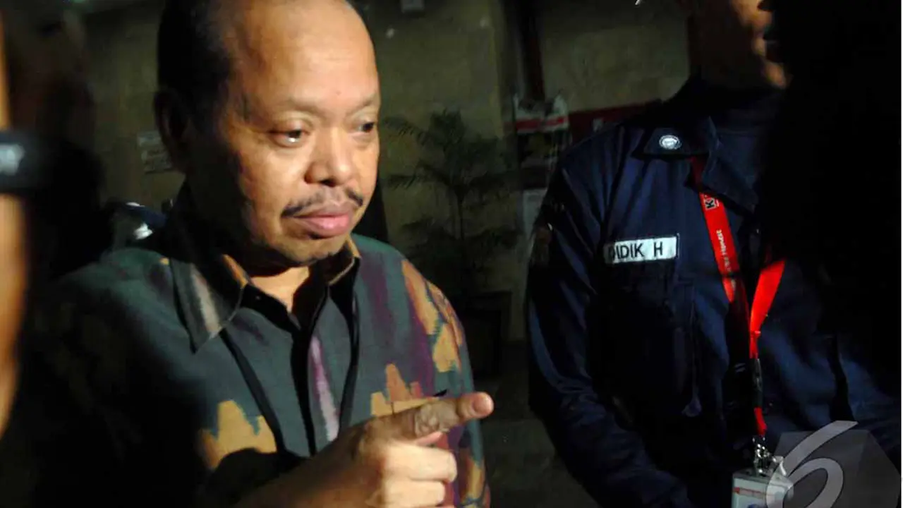Diperiksa 10 Jam, Wajah Sutan Bhatoegana Kusut