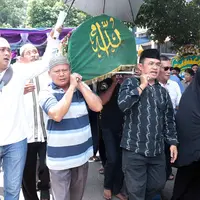 Suasana Pemakaman Alm. Eko DJ (Deki Prayoga/bintang.com)