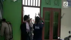 Mengantisipasi tindak asusila dan kriminalitas, petugas gabungan dari satpol PP, Polisi dan TNI, menggelar razia rumah kos.
