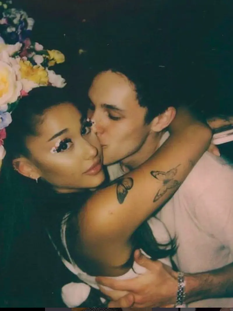 7 Potret Kebersamaan Ariana Grande dan Dalton Gomez yang Dikabarkan Bakal Cerai