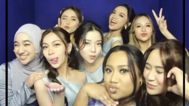 Lyodra Ginting dan Nabila Taqiyyah Kompak Jadi Bridesmaid di Resepsi Brisia Jodie, Pesona Anggun dalam Nuansa Biru Muda