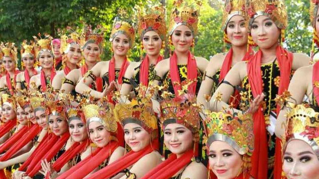 Jawa Timur tak hanya dikenal dengan wisata alamnya, tetapi juga oleh kekayaan wisata budaya. Selain itu, provinsi ini juga punya acara-acara seru yang sayang banget jika dilewatkan. Berikut sederet acara menarik yang bakal digelar September mendatang.