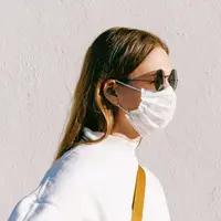 ilustrasi cara mencegah kacamata berembun saat menggunakan masker/pexels