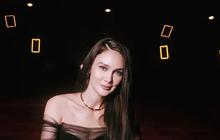 6 Potret Cantik Luna Maya Tampil di gala Premiere Film 'JALAN PULANG', Anggun dalam Balutan Gaun Hitam dengan Rambut Lurus Digerai