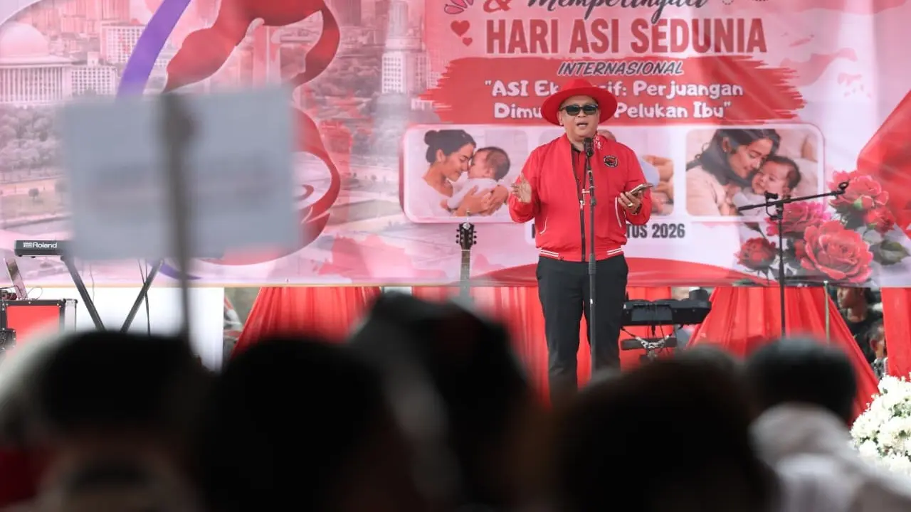 Sekretaris Jenderal DPP PDI Perjuangan (PDIP) Hasto Kristiyanto alam peringatan Hari ASI Sedunia yang dilaksanakan di Cibadak, Kabupaten Sukabumi, Jawa Barat.