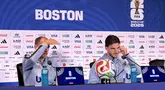 Pelatih Timnas Inggris, Thomas Tuchel (kiri), bersama gelandang Timnas Inggris, Declan Rice, menghadiri konferensi pers di Media Center Boston, Amerika Serikat, Senin (22/6/2026). Keduanya menjawab berbagai pertanyaan media terkait kondisi tim dan persiapan The Three Lions menghadapi lanjutan fase grup Piala Dunia 2026. (KLY Sports/Hery Kurniawan)