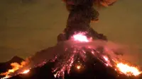Gunung Colima di Meksiko meletus pada Kamis 19 Januari 2017, memicu bola api dan semburan abu vulkanik.