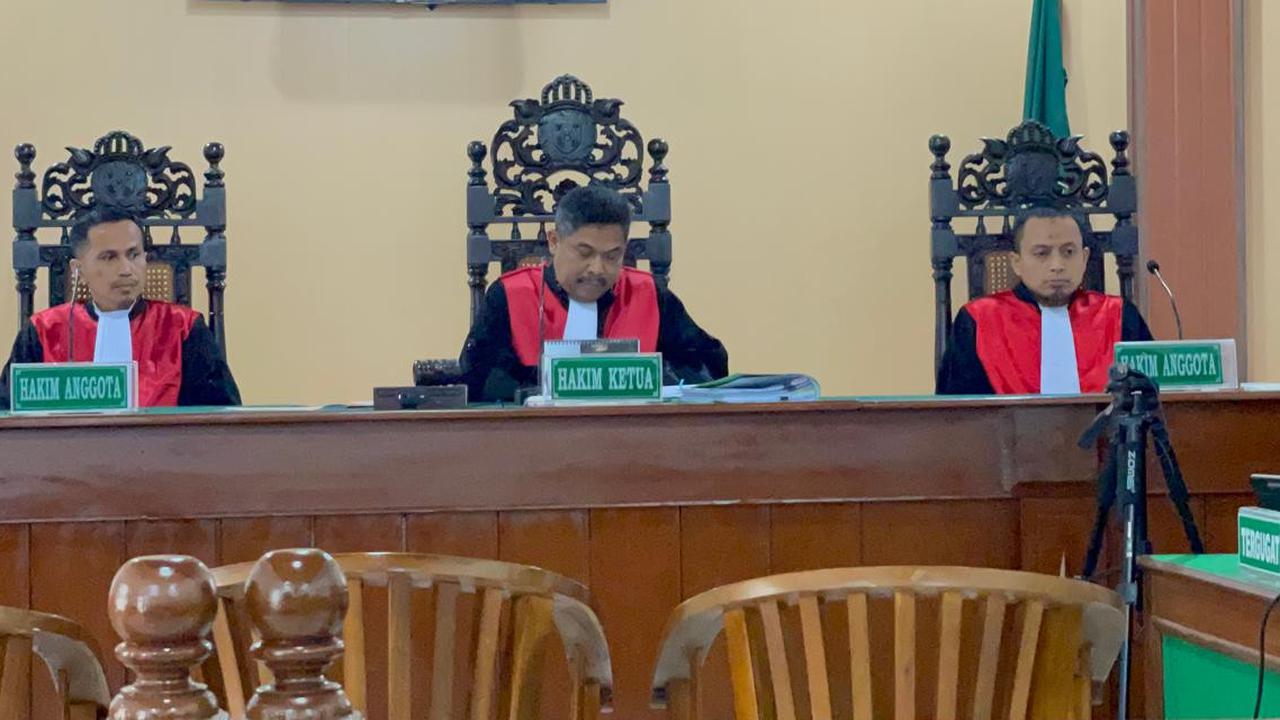 Sidang Citizen Lawsuit Keaslian Ijazah Jokowi, Kubu Alumnus UGM Bacakan Gugatan